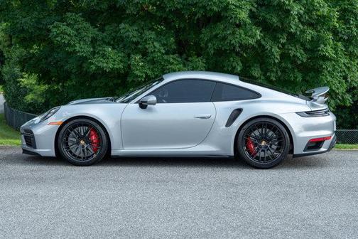 2022 Porsche 911 Turbo S