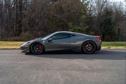 2011 Ferrari 458 Italia Base