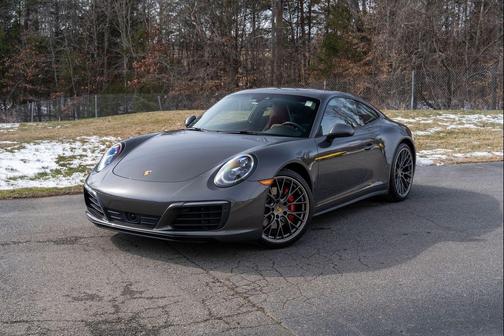 2019 Porsche 911 Carrera 4S