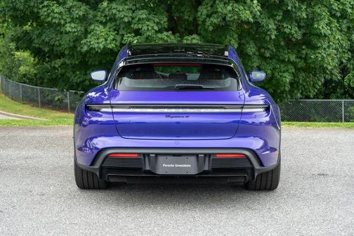 2025 Porsche Taycan 4