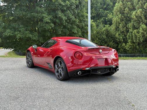 2015 Alfa Romeo 4C Launch Edition