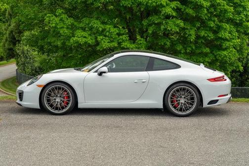 2017 Porsche 911 Carrera S