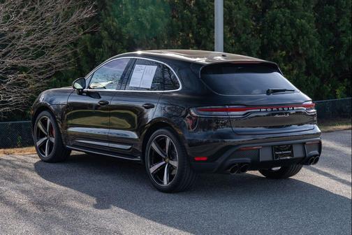 2026 Porsche Macan S