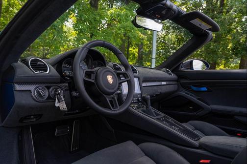2025 Porsche 718 Spyder RS