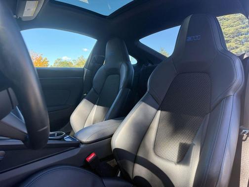 2023 Porsche 911 Carrera T