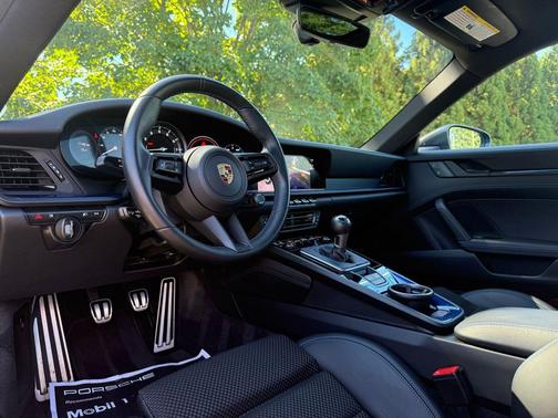 2023 Porsche 911 Carrera T