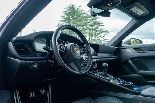 2023 Porsche 911 Carrera T