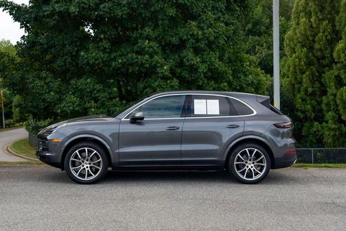 2021 Porsche Cayenne Cayenne