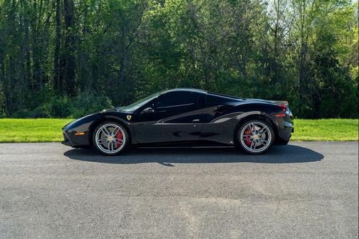 2017 Ferrari 488 Spider Base