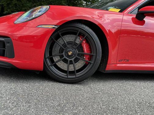 2024 Porsche 911 Carrera GTS