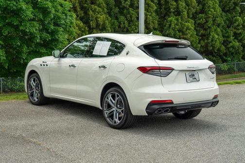 2023 Maserati Levante Modena