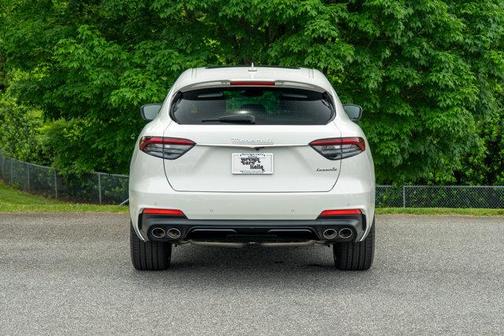 2023 Maserati Levante Modena
