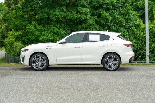 2023 Maserati Levante Modena