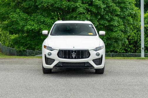 2023 Maserati Levante Modena