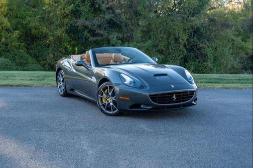 2010 Ferrari California Base
