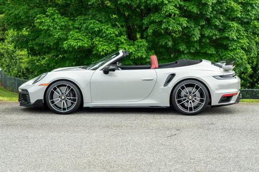 2022 Porsche 911 Turbo