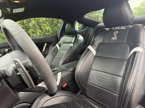 2020 Ford Shelby GT500 Base