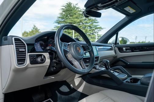 2019 Porsche Cayenne Cayenne