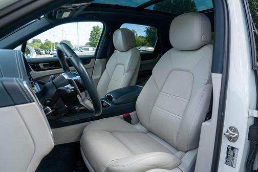 2019 Porsche Cayenne Cayenne