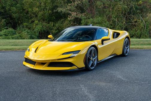 2023 Ferrari SF90 Stradale 2DR CPE