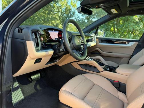 2025 Porsche Cayenne Cayenne