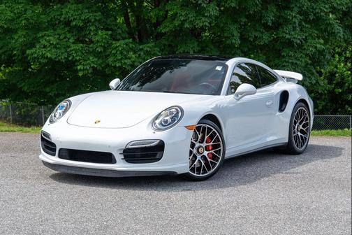 Carrara White Metallic 2015 Porsche 911 Turbo