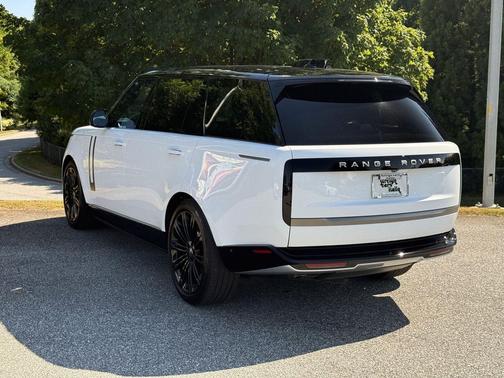 2025 Land Rover Range Rover P530 Autobiography