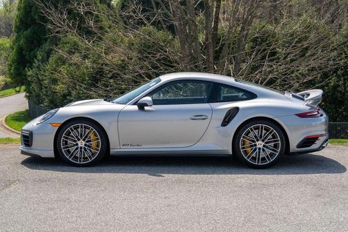 2018 Porsche 911 Turbo