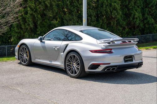 2018 Porsche 911 Turbo