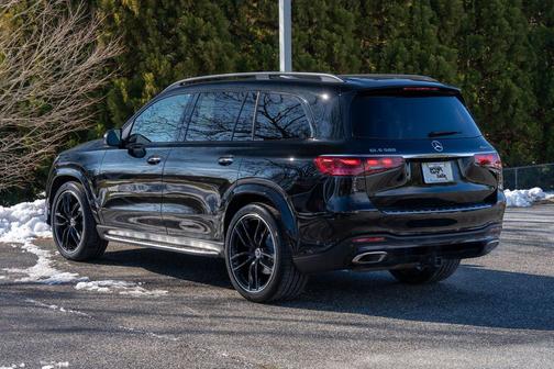 2025 Mercedes-Benz GLS 580 4MATIC