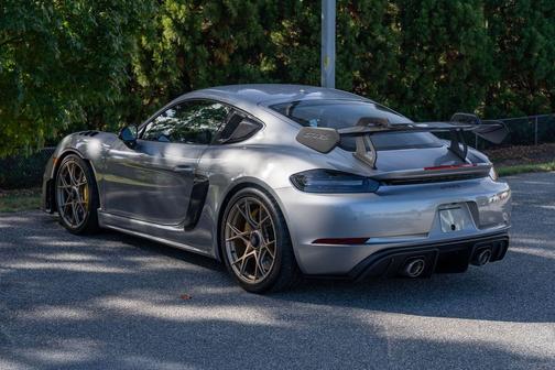 2025 Porsche 718 Cayman GT4 RS