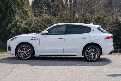 2026 Maserati Grecale Modena