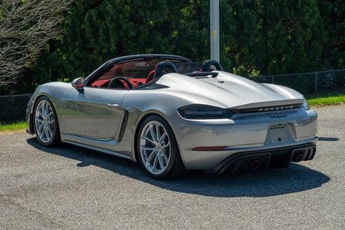2023 Porsche 718 Spyder Roadster