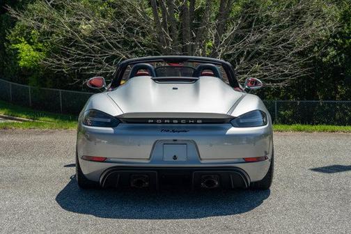 2023 Porsche 718 Spyder Roadster