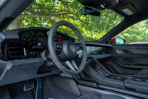 2023 Porsche Taycan GTS