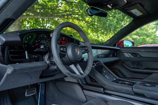 2023 Porsche Taycan GTS