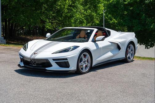 Arctic White 2022 Chevrolet Corvette Stingray w/2LT