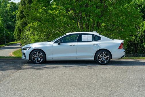 2025 Volvo S60 B5 Core