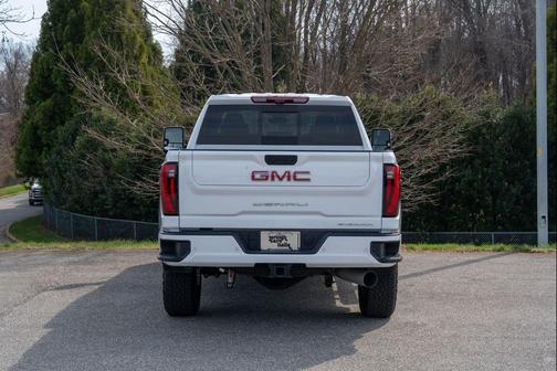 2025 GMC Sierra 2500 Denali