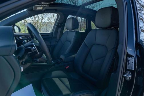 2026 Porsche Macan Macan S