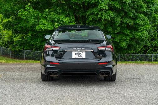 2022 Maserati Ghibli Modena