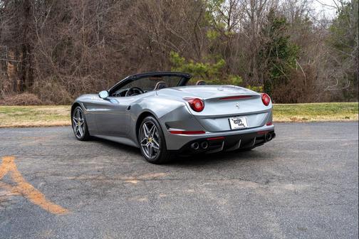 2017 Ferrari California T