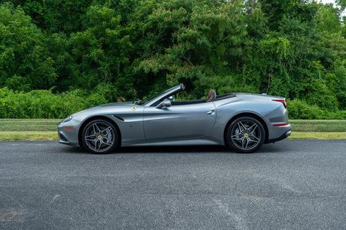 2017 Ferrari California T