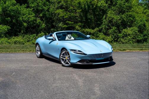 2025 Ferrari Roma Spider Base