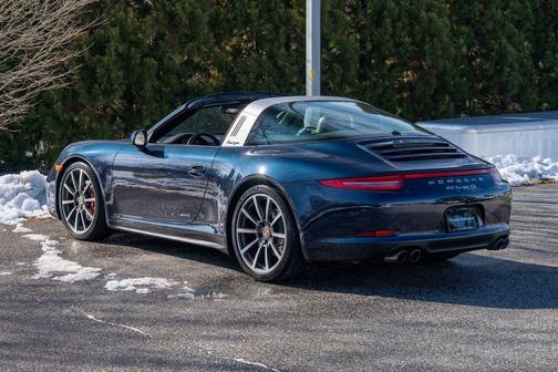 2015 Porsche 911 Targa 4S