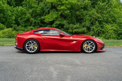 2013 Ferrari F12berlinetta Base
