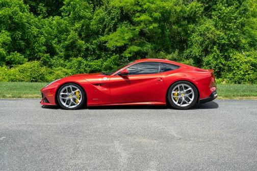 2013 Ferrari F12berlinetta Base