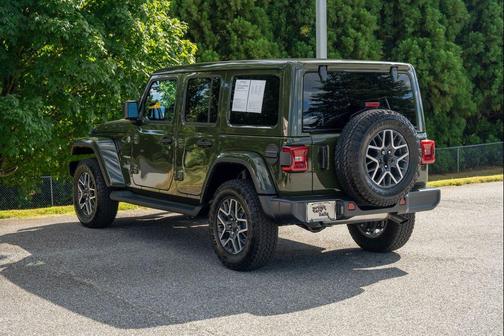 2024 Jeep Wrangler 4-Door Sahara 4x4