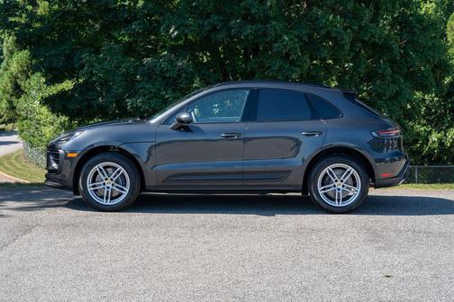 2026 Porsche Macan Macan