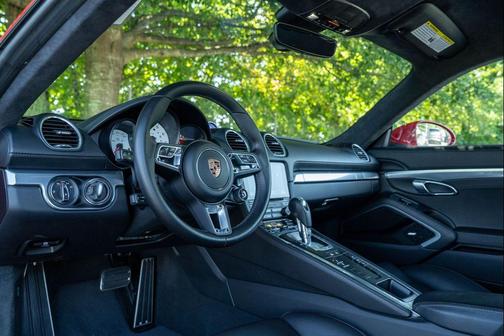 2018 Porsche 718 Cayman GTS